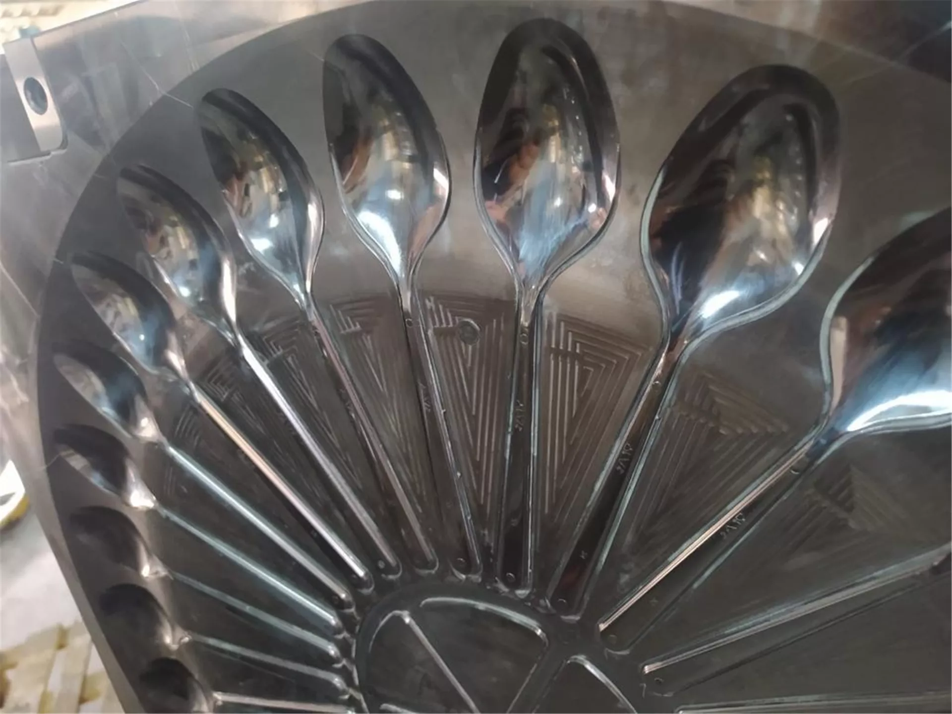 Plastic Spoon Mold