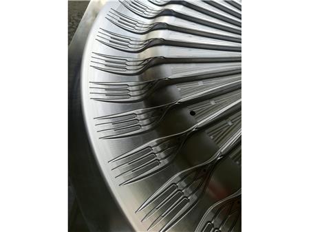 Plastic Cutlery Spoon Knife Mold Manufacturing